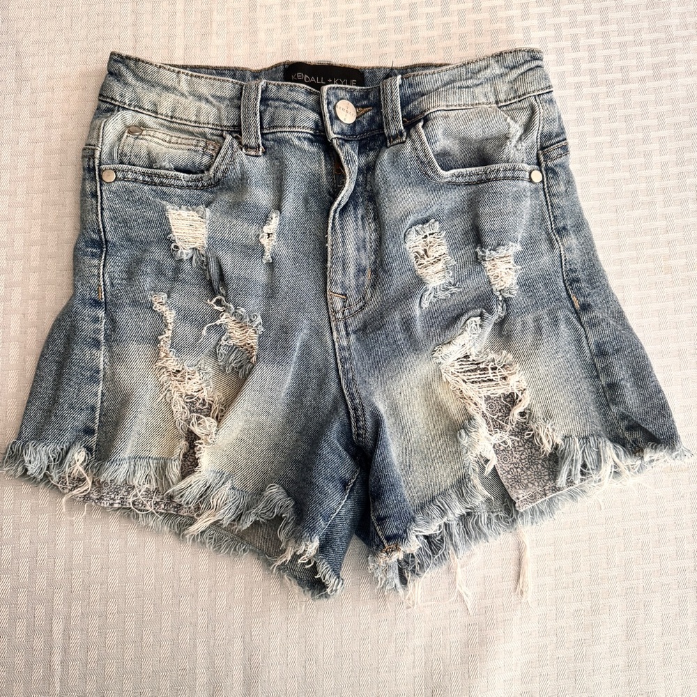 Kendall + Kylie Icon Distressed Denim Cutoff Shorts Womens 3 26